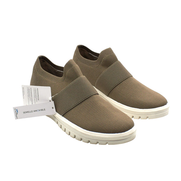 Aqua College Womens Frejya Knit Solid Slip-on Sneakers